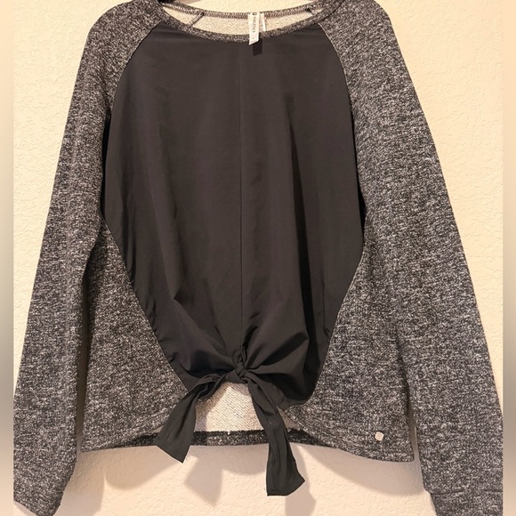 Fabletics Tops - Fabletics Sophia Long Sleeve Top Womens M Black Gray Knit Tie Front Athleisure